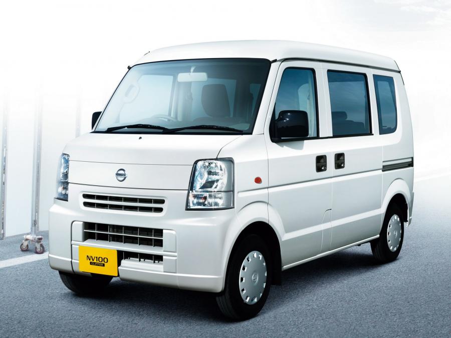  Nissan NV100 Clipper 2013 года  (фото 3 из 3)
